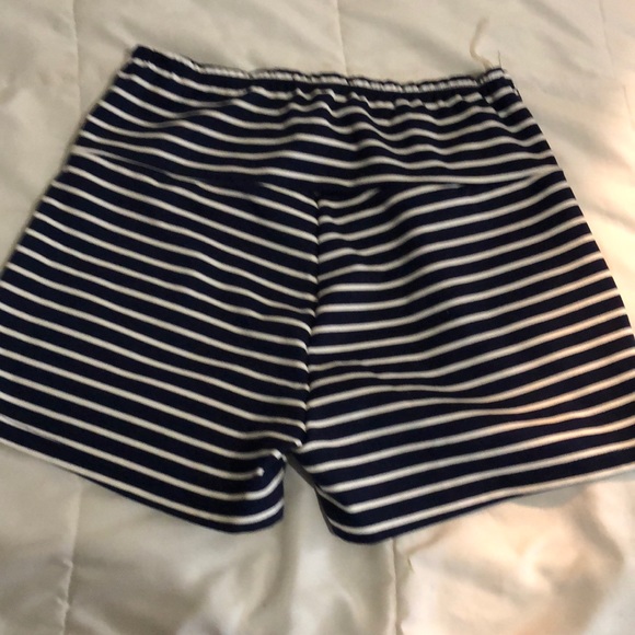 Stripe shorts - Picture 2 of 6